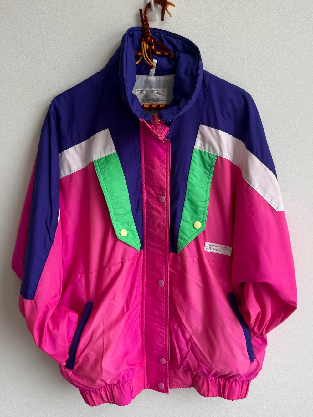 Vintage Jones light weight jacket
Size 12